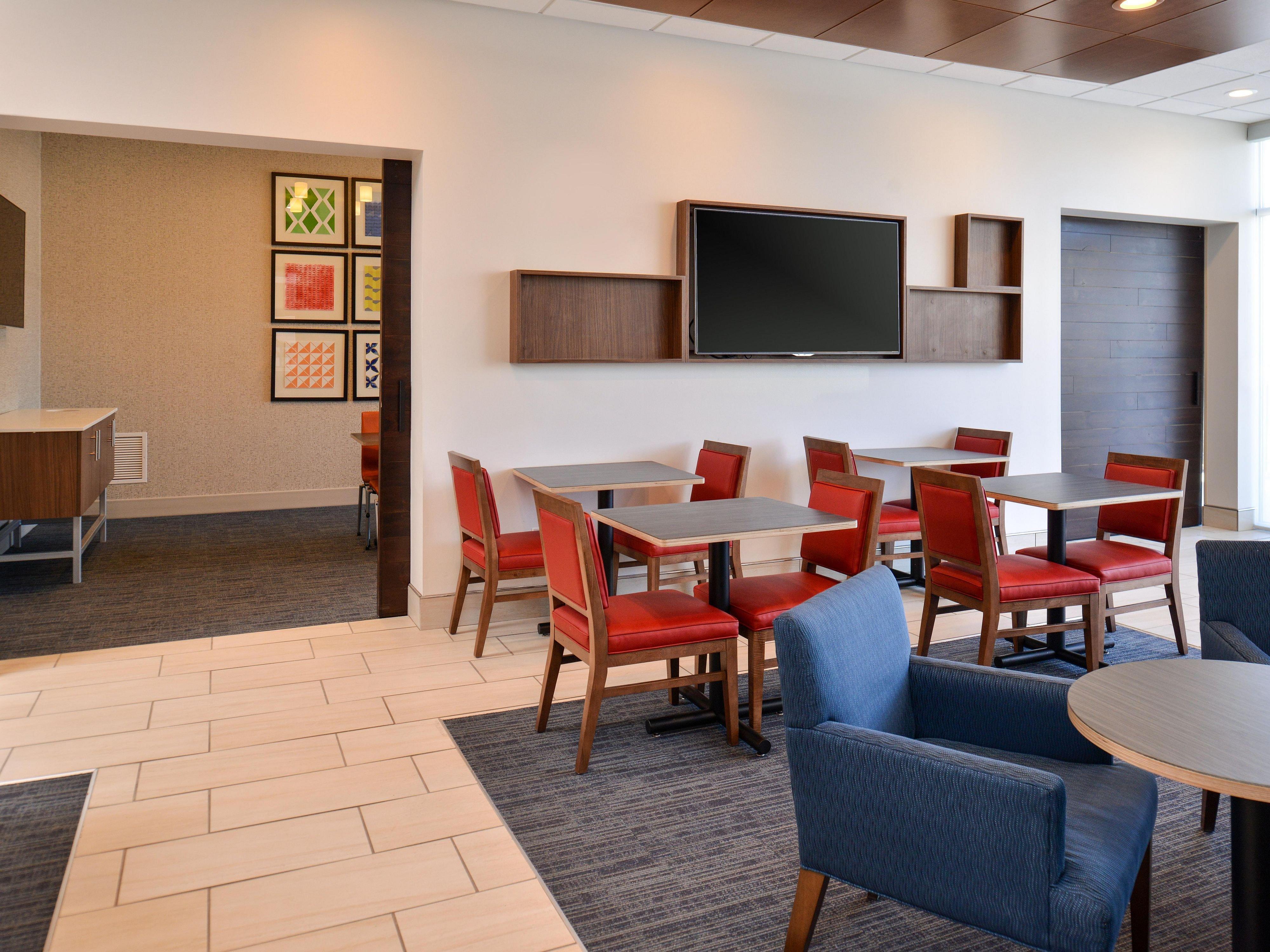 Holiday Inn Express & Suites - Brighton South - Us 23 By Ihg Esterno foto
